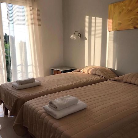 Banos Apartments And Swimming Pool روذا المظهر الخارجي الصورة