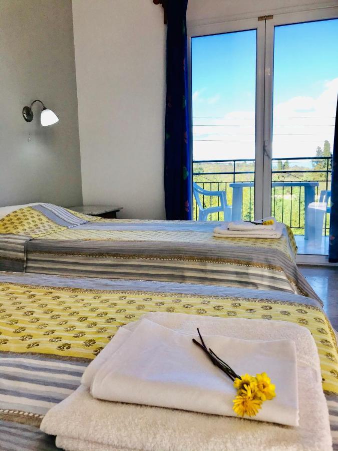 Banos Apartments And Swimming Pool روذا المظهر الخارجي الصورة