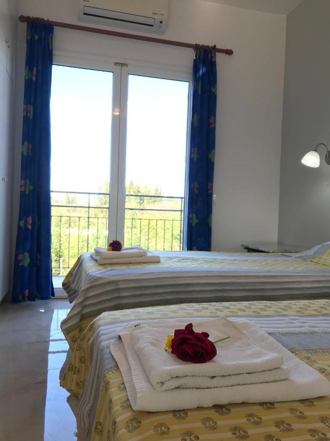 Banos Apartments And Swimming Pool روذا المظهر الخارجي الصورة