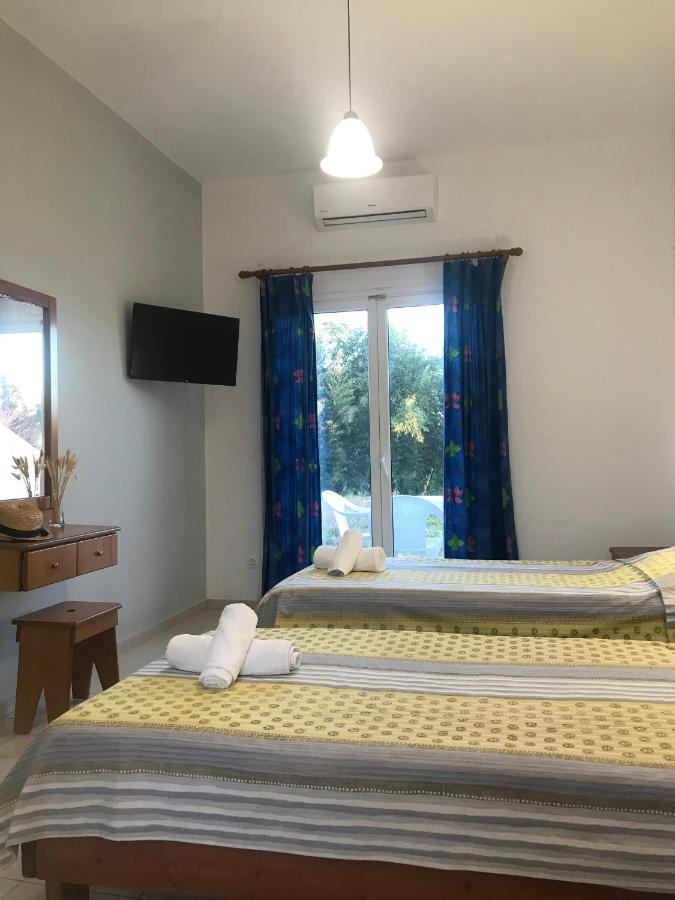 Banos Apartments And Swimming Pool روذا المظهر الخارجي الصورة