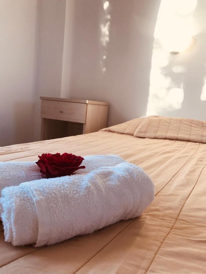 Banos Apartments And Swimming Pool روذا المظهر الخارجي الصورة