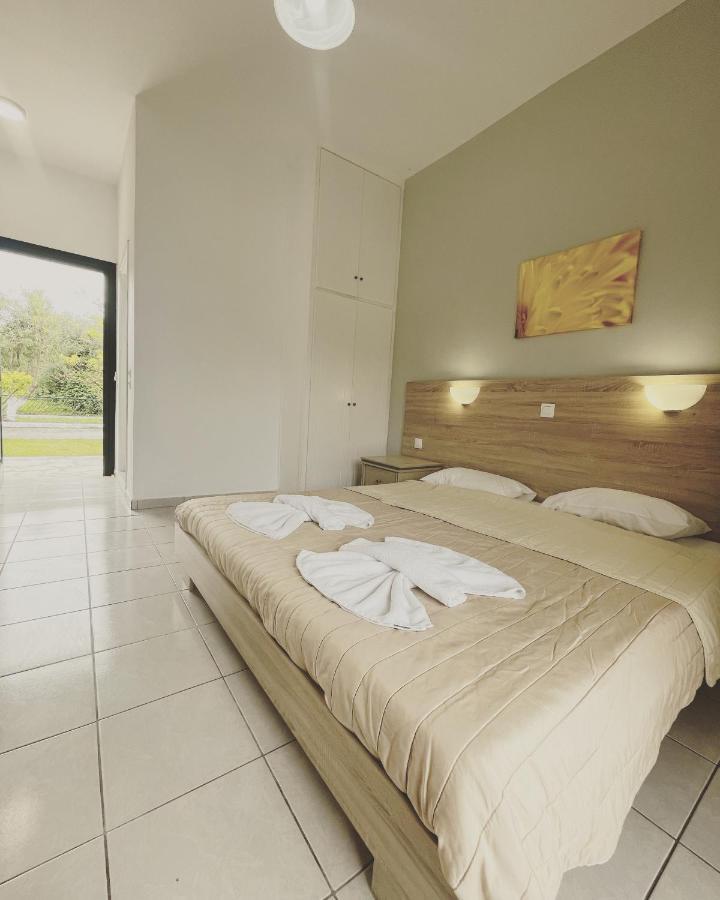 Banos Apartments And Swimming Pool روذا المظهر الخارجي الصورة