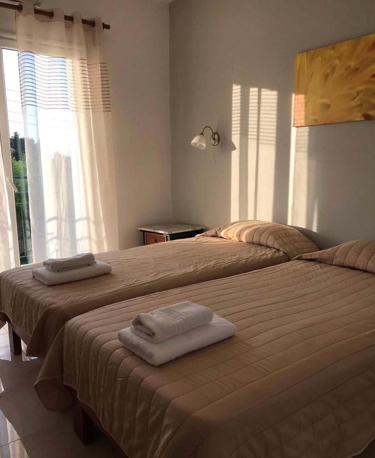 Banos Apartments And Swimming Pool روذا المظهر الخارجي الصورة